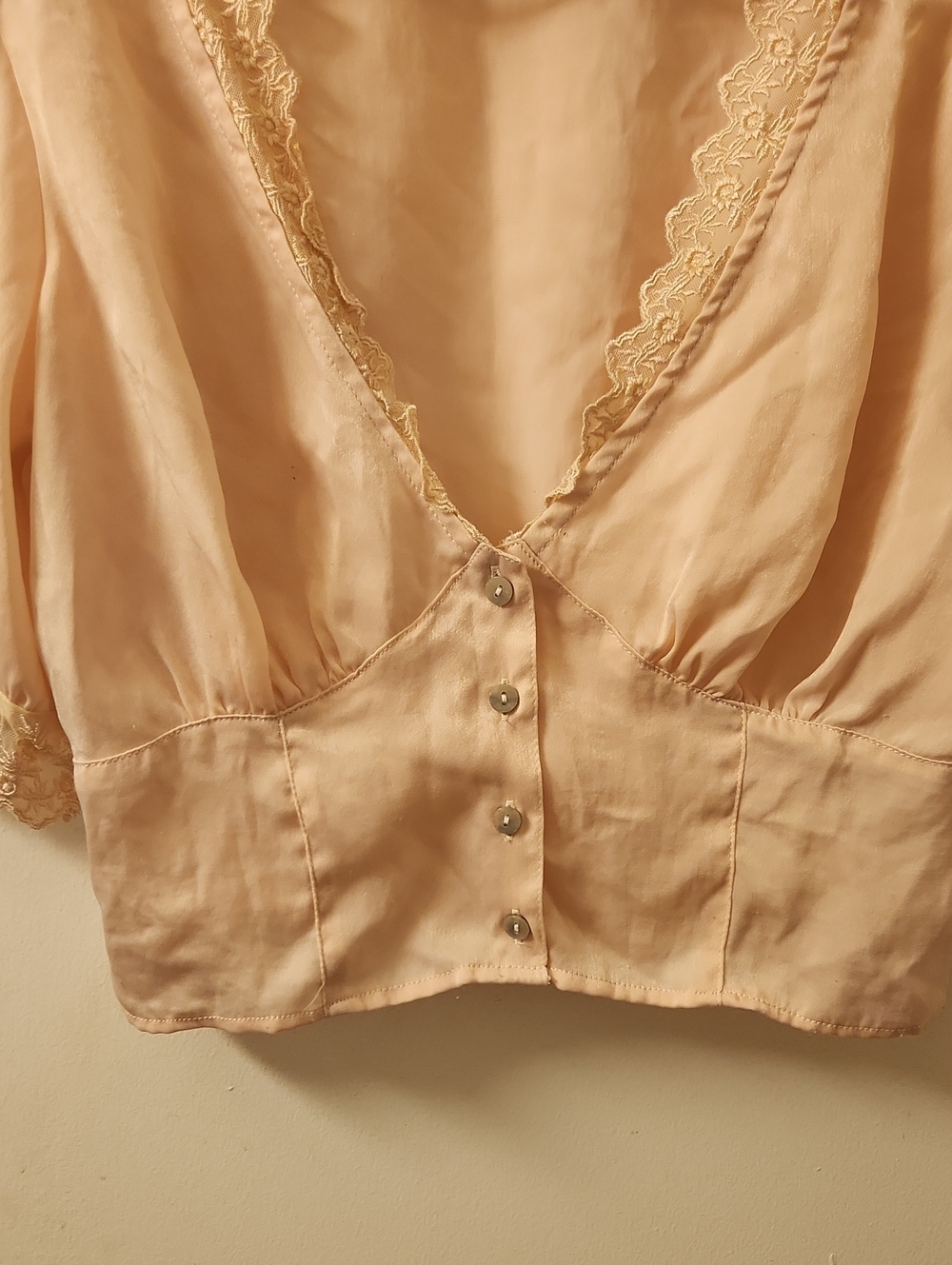 Urban Outfitters Blush Lace-Trim Puff Sleeve Top - Picture 3 of 9